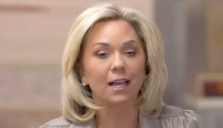 Julie Chrisley – Chrisley Knows Best – USA Network