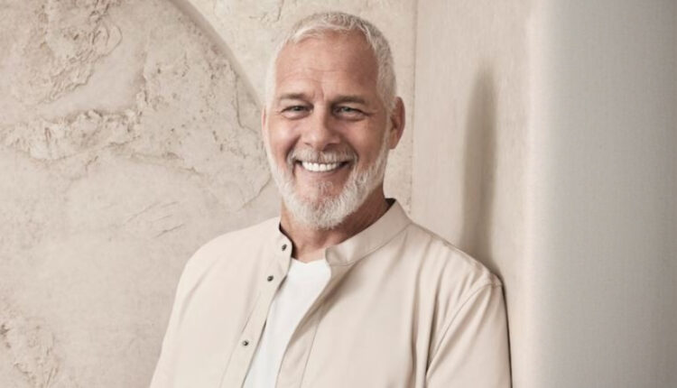 Mark A Golden Bachelorette Contestant For Joan Vassos – ABC