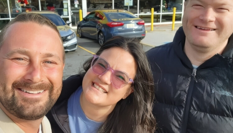 Corey Rathgeber Is In The USA With His Cousins – Instagram