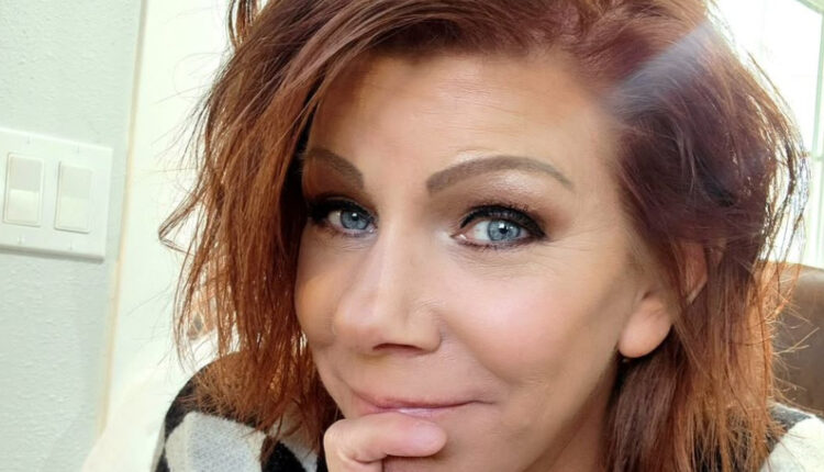 Sister Wives Star Meri Brown – Instagram