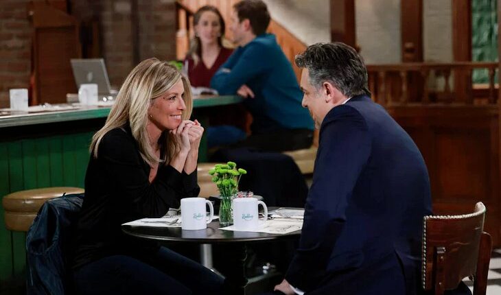 Carly Spencer (Laura Wright)