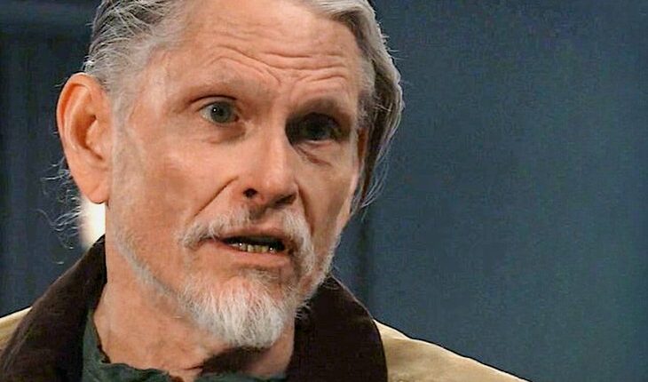 Cyrus Renault (Jeff Kober)