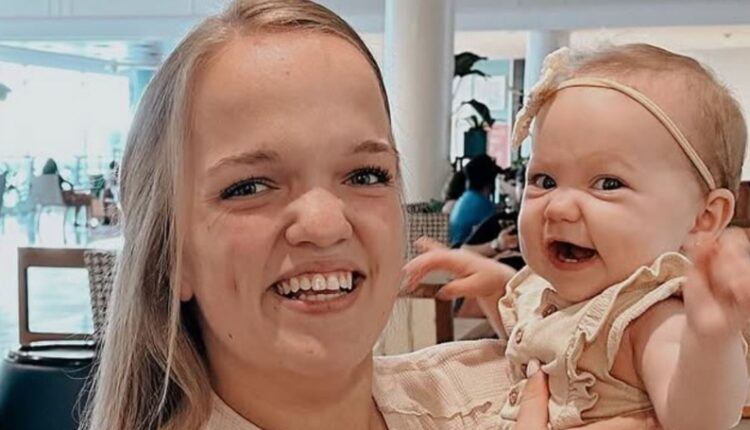 7 Little Johnstons Star Liz Johnston – Instagram