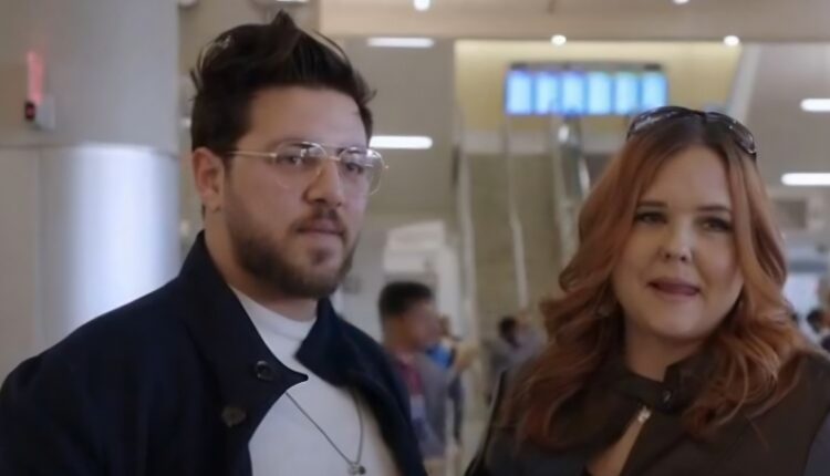 Zied and Rebecca at the airport in the USA – YouTube