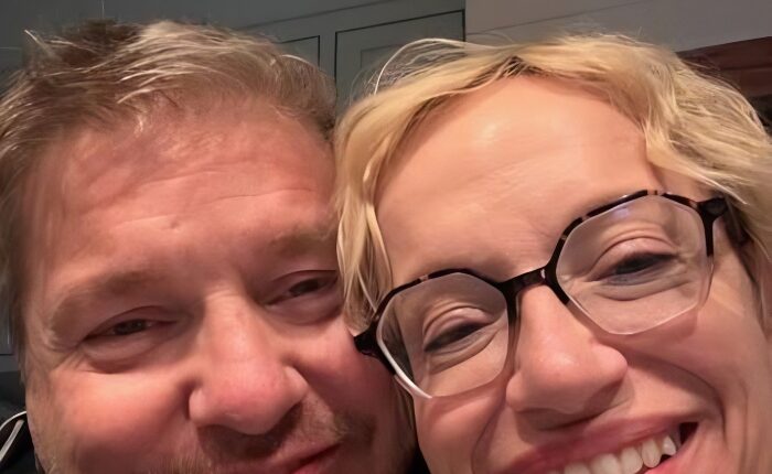 Jen and Bill on their wedding anniversary, 2025 – @jenarnoldmd – Instagram (1)