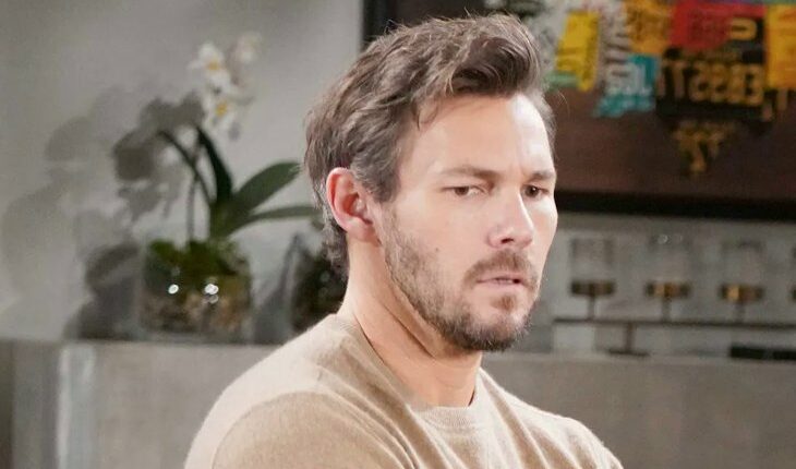 Liam Spencer (Scott Clifton)