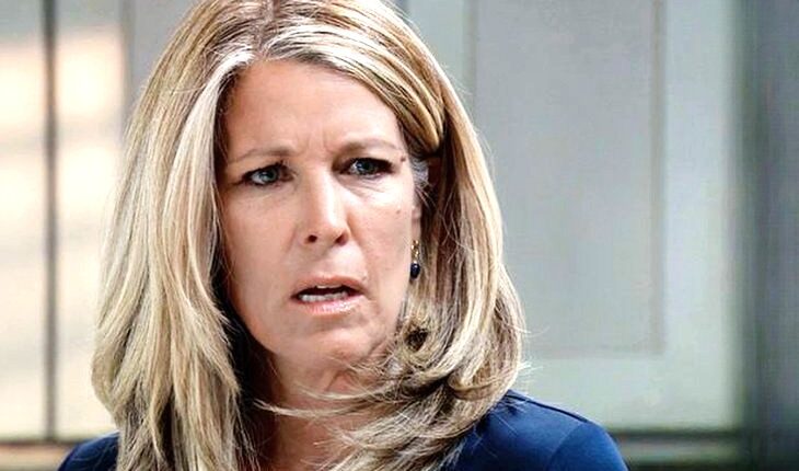 Carly Spencer (Laura Wright)