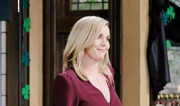 Carrie Brady (Christie Clark)