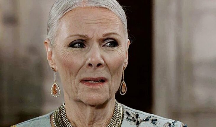 Tracy Quartermaine (Jane Elliot)
