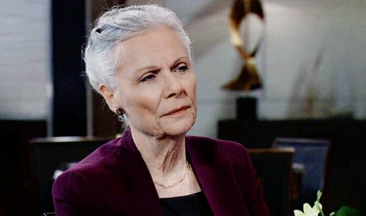 Tracy Quartermaine (Jane Elliot)