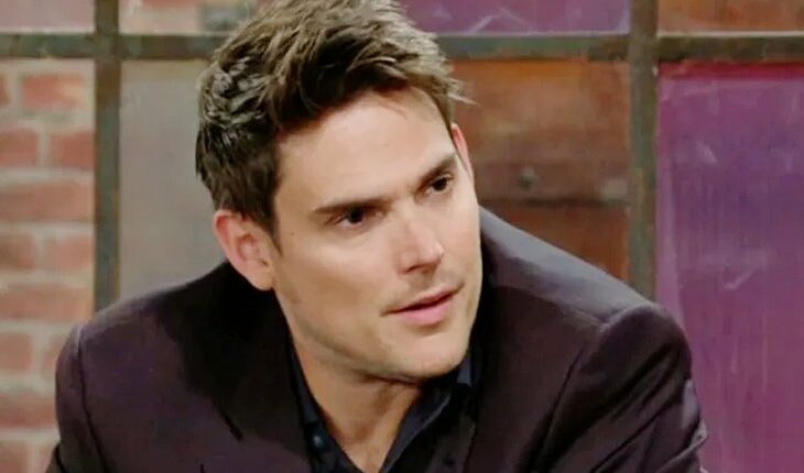 Adam Newman (Mark Grossman)