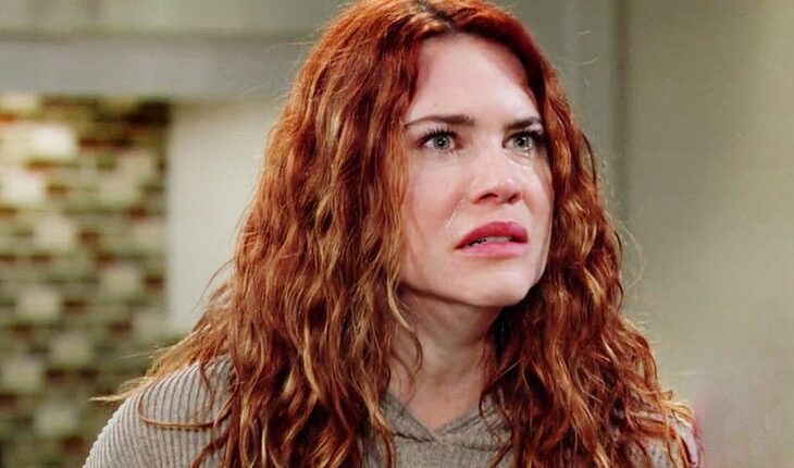 Sally Spectra (Courtney Hope)