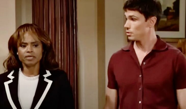 John Finn Finnegan (Tanner Novlan)