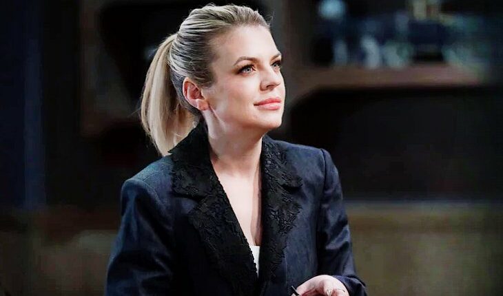 Maxie (Kristen Storms)