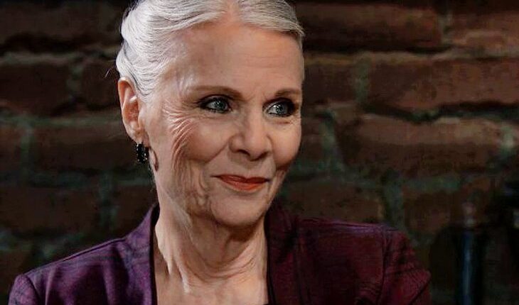 Tracy Quartermaine (Jane Elliot)