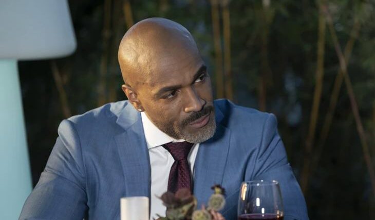 Curtis Ashford (Donnell Turner)