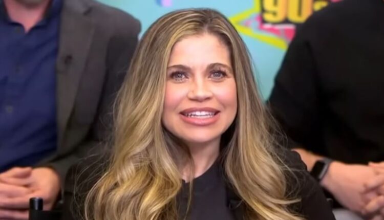 Dancing with the Stars contestant Danielle Fishel – GMA – YouTube