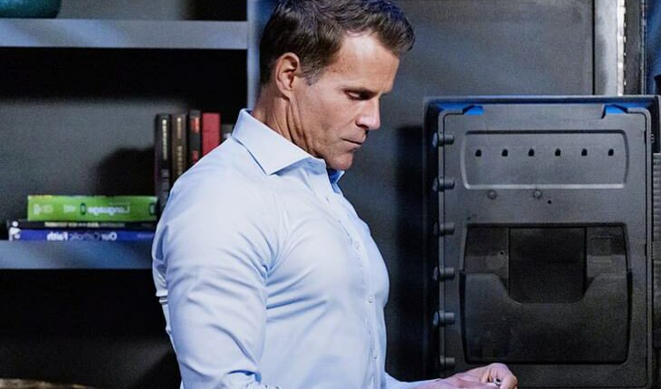 Drew Cain (Cameron Mathison)