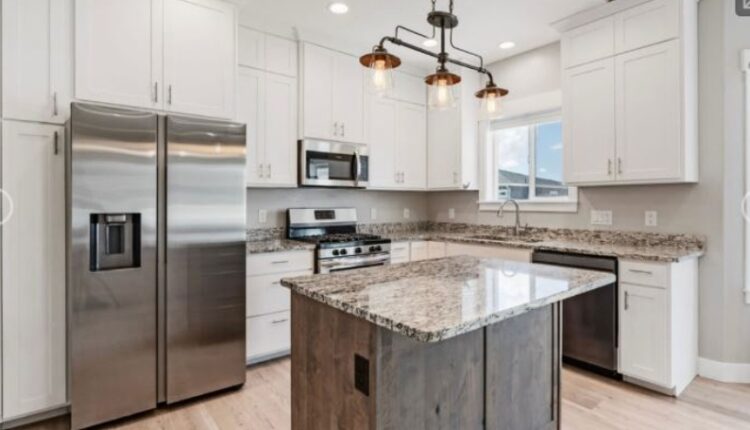 The kitchen area – Utah Real Estate.com