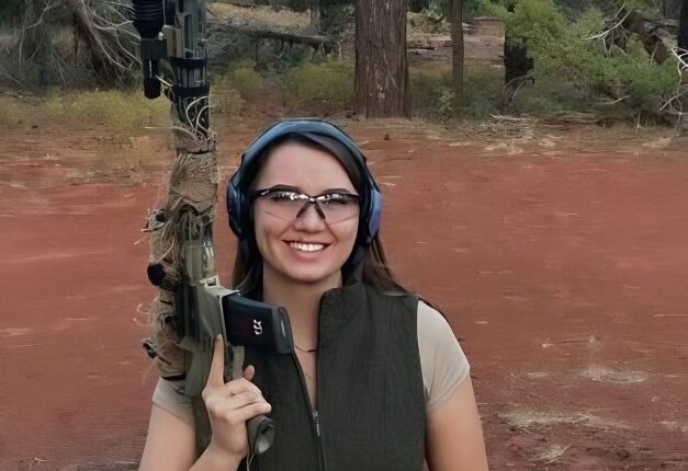 Aurora with a rifle – @brodieutley – Instagram
