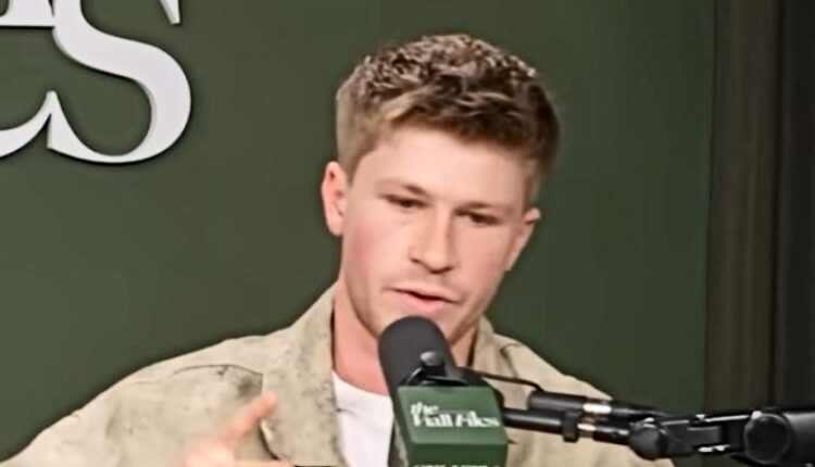 Dancing with the Stars contestant, Robert Irwin – The Viall Files – YouTube