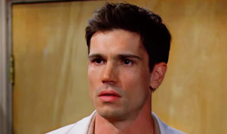 Finn (Tanner Novlan)