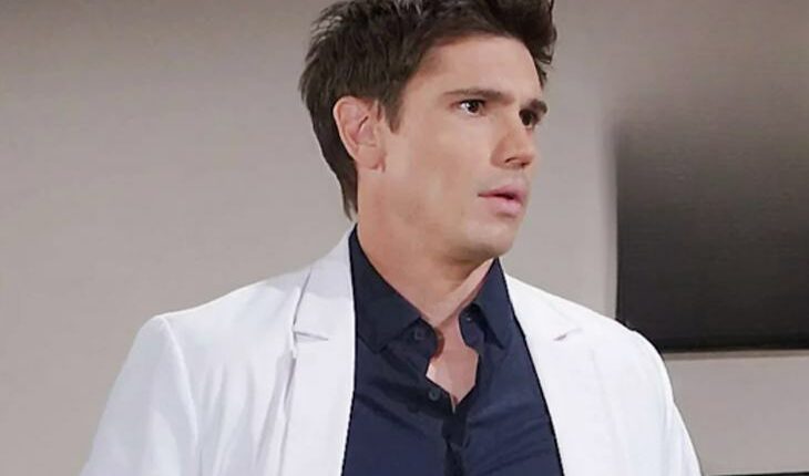 John Finn Finnegan (Tanner Novlan)
