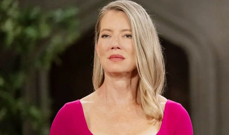 Nina Reeves (Cynthia Watros)