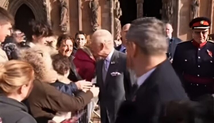 Sky News Australia -the King gets heckled – YouTube