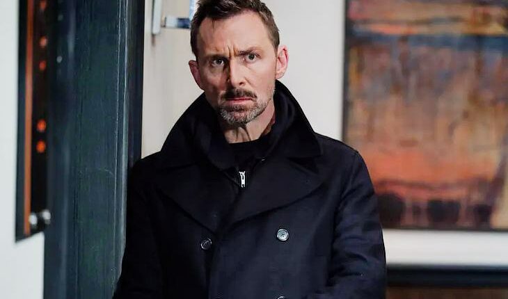 Valentin Cassadine (James Patrick Stuart)