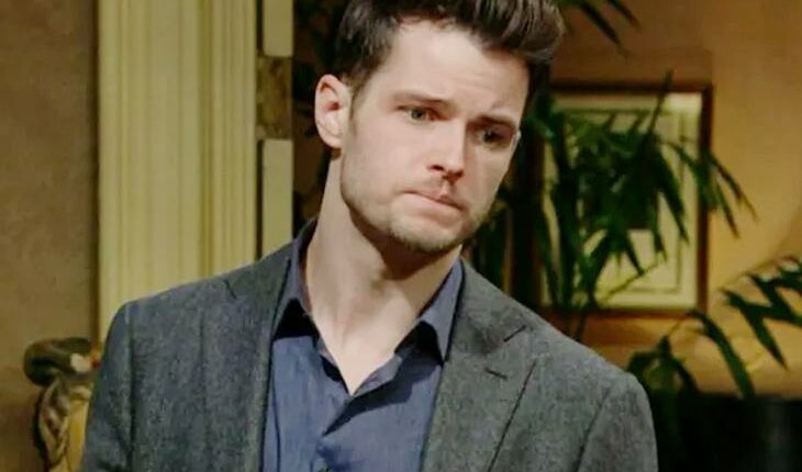 Kyle Abbott (Michael Mealor)