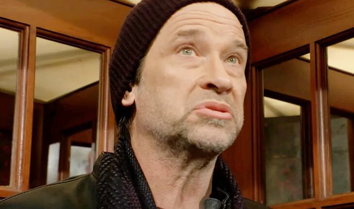 Matt Clark (Roger Howarth)