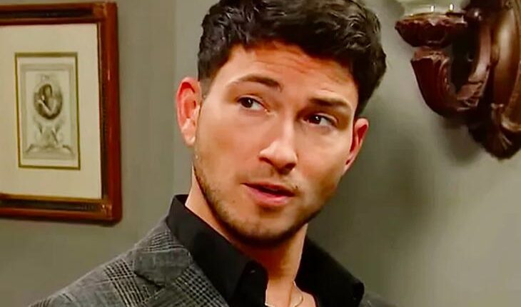 Alex Kiriakis (Robert Scott Wilson)