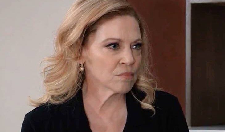 Liesl Obrecht (Kathleen Gati)