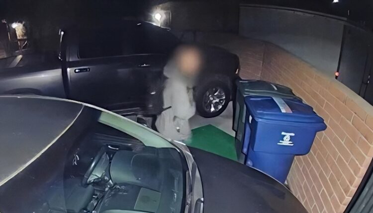 New video footage emerged of a man with a backpack – Brian Entin – YouTube