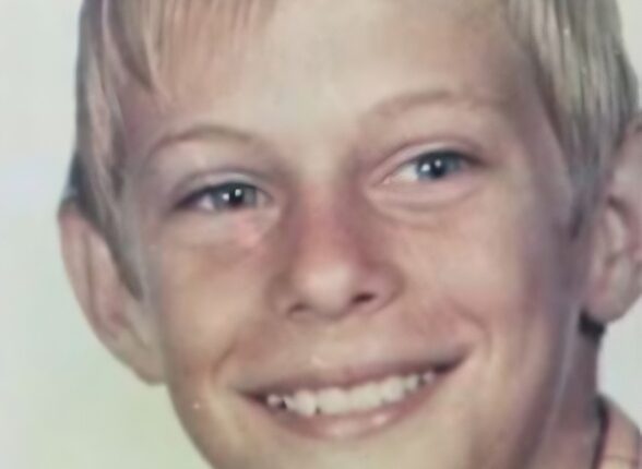Palmer when he committed his first murder – Via Dead Line Files – YouTube
