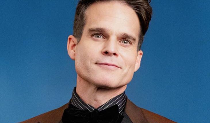 Greg Rikaart