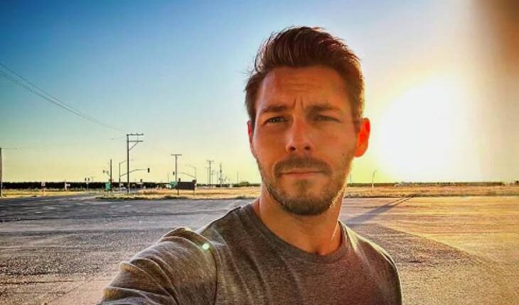 Scott Clifton