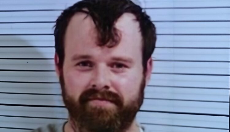 Counting On alum Joseph Duggar Pleads Not Guilty To True Crime – 5News – YouTube