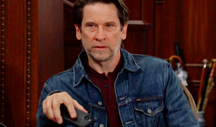 Matt Clark (Roger Howarth)