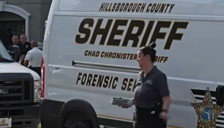Hillsborough County Sheriff attend the scene of the stabbing – 10 Tampa Bay News