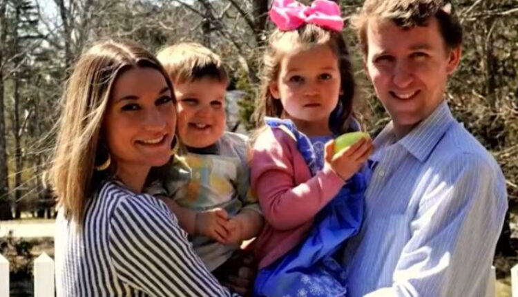 Lindsay Clancy , her husband and two of her children in happier days – via Courtroom Insider