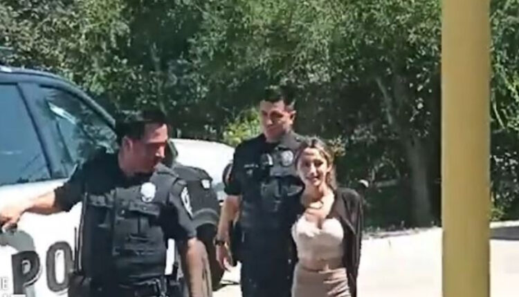 Smiling during arrest @goodcfitizen3859 — via On The Case – YouTube