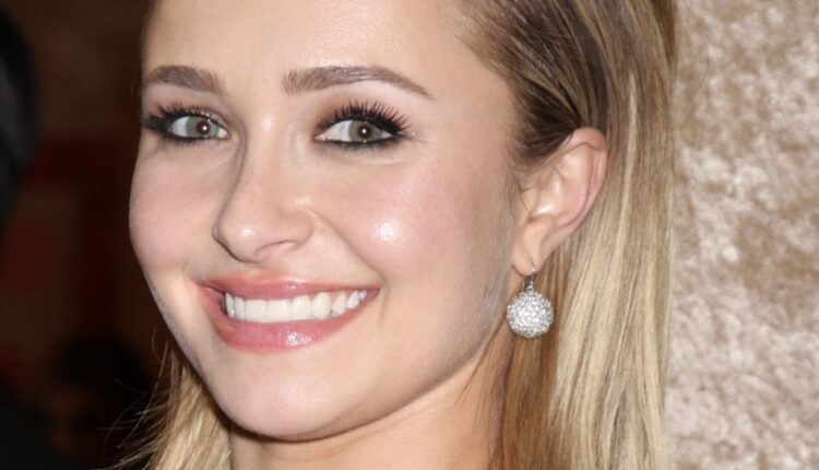 Vlos,Angeles,-,Jan,12:,Hayden,Panettiere,At,The,Hbo