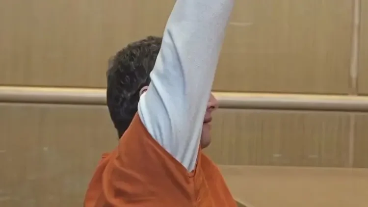 Kosowski Raises His Hand Because He Wants To ‘Talk To Himself’ – Law&Crime Trials – YouTube