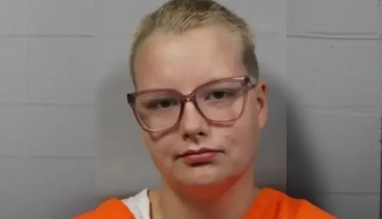 Felicity Eatmon, Harper’s co-accused – Mugshots